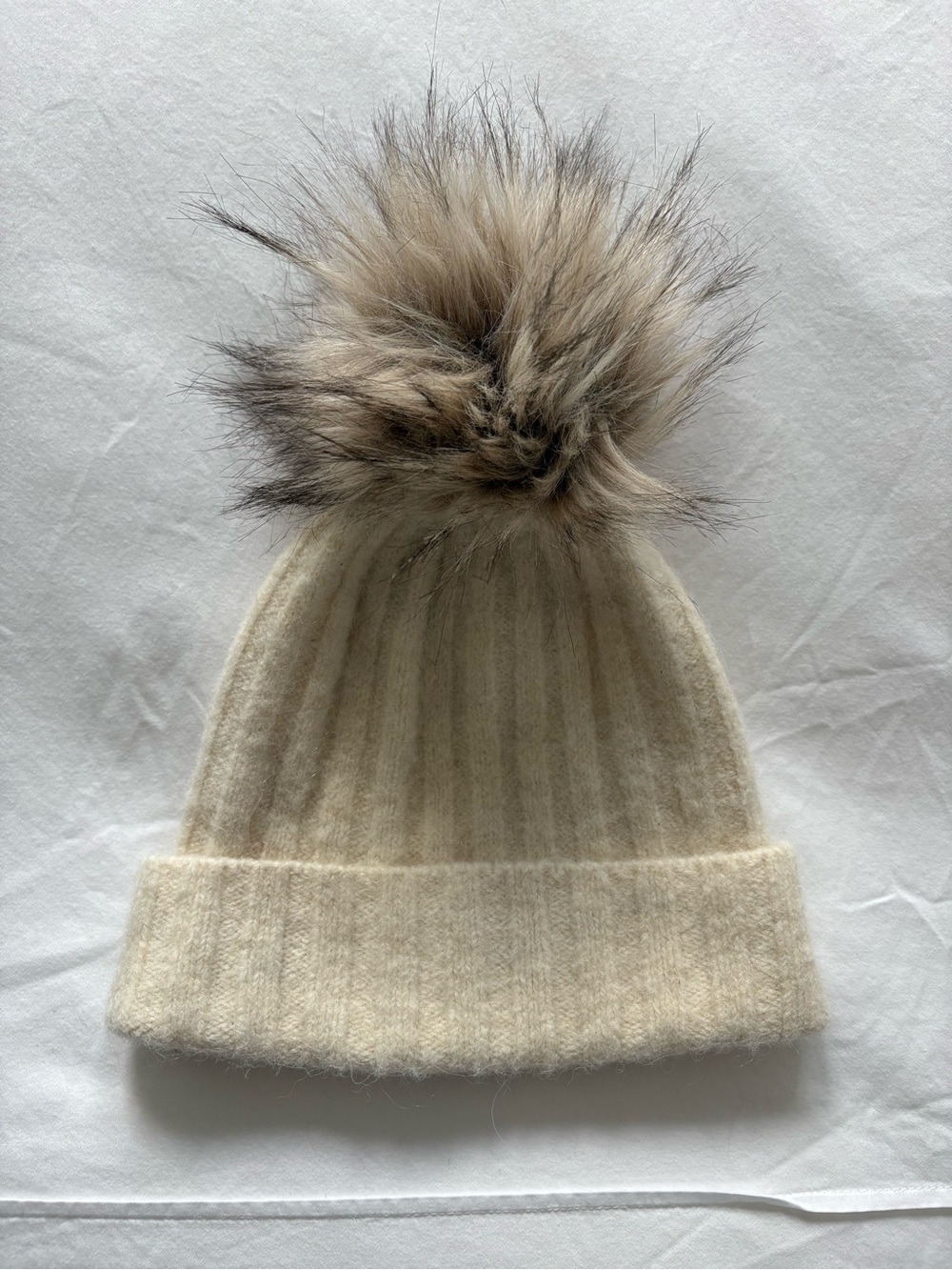 Aritzia Cream Pom-Pom Knit Beanie - Picture 2 of 5